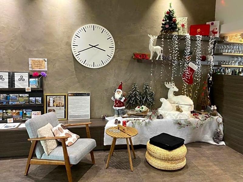 Hotel Restaurant L Eskemm St Brieuc Trv Gueux image