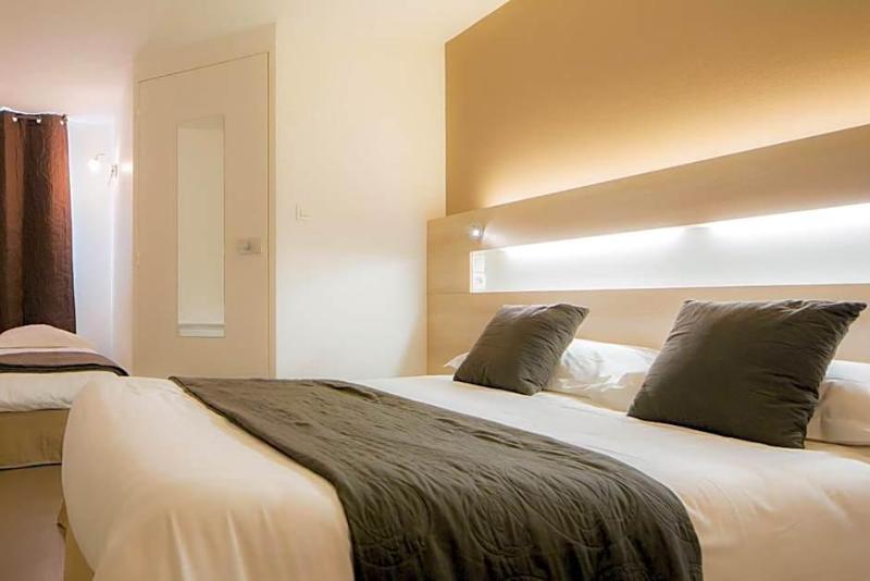 Hotel Restaurant L Eskemm St Brieuc Trv Gueux image