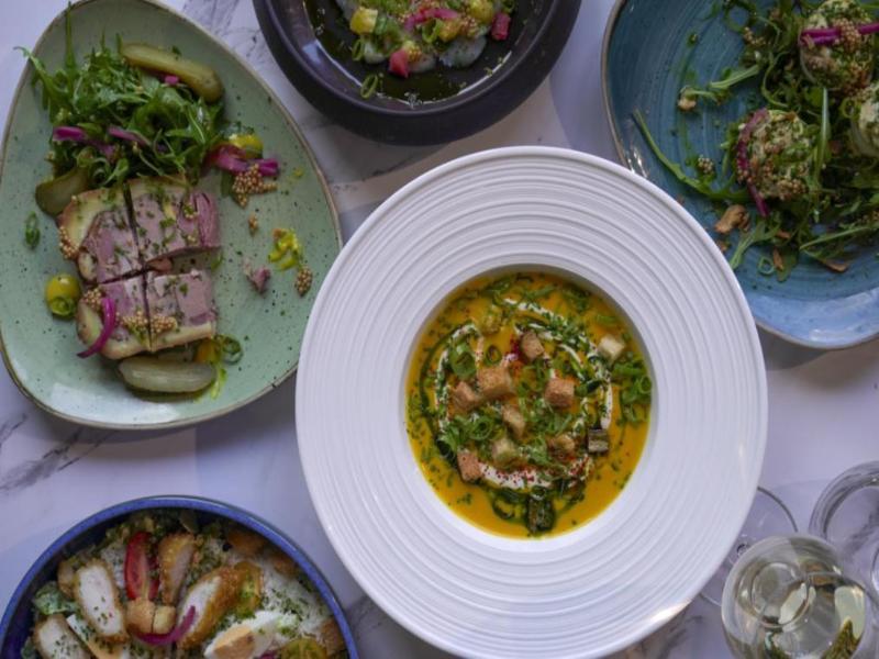 Hotel Restaurant L Eskemm St Brieuc Trv Gueux image