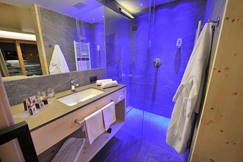 Hotel Roberta Alpine image