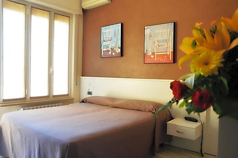 Hotel Posta image