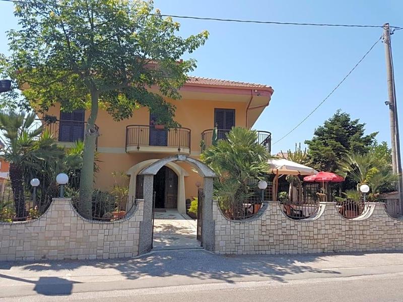 Hotel Nautilus image