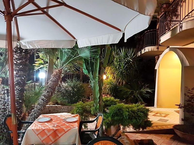 Hotel Nautilus image