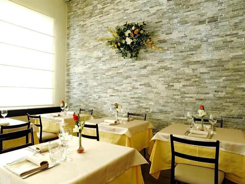 Hotel Concordia image