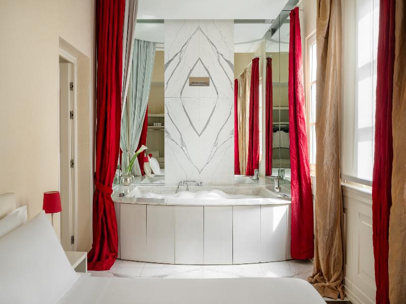 Ricasoli Firenze Luxury Apartments UNA Esperienze image