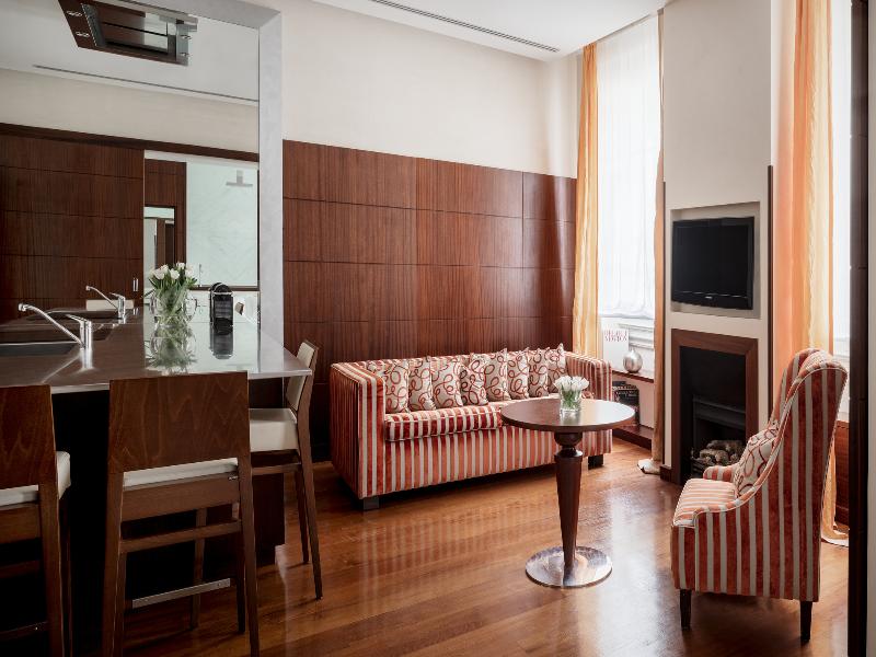 Ricasoli Firenze Luxury Apartments UNA Esperienze image