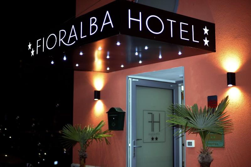 Hotel Fioralba image