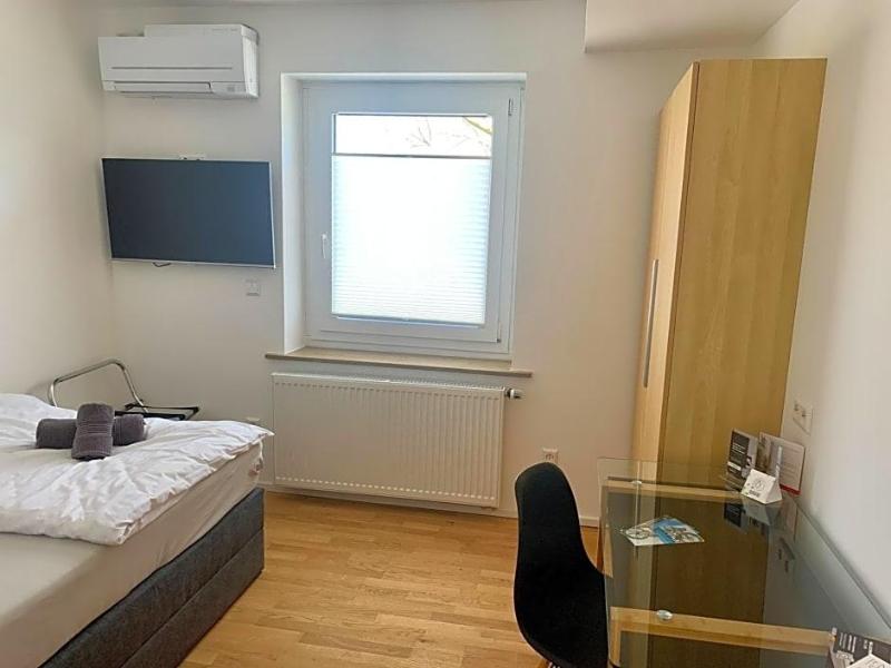 Hotel Prinz Carl image