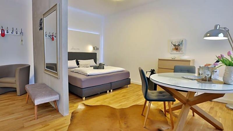 Hotel Prinz Carl image