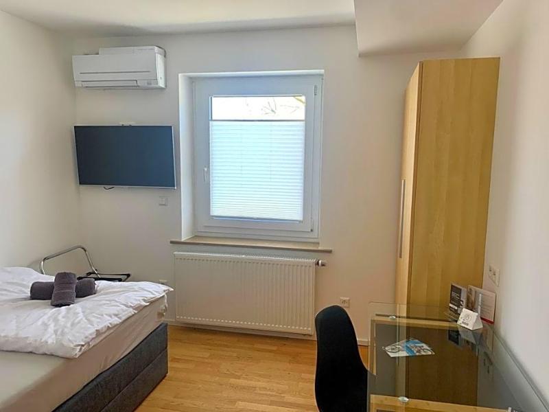 Hotel Prinz Carl image