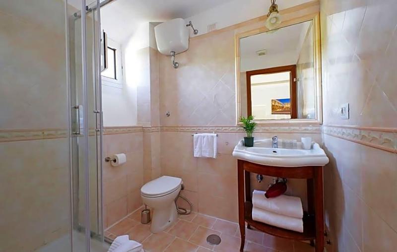 Hotel Salis image