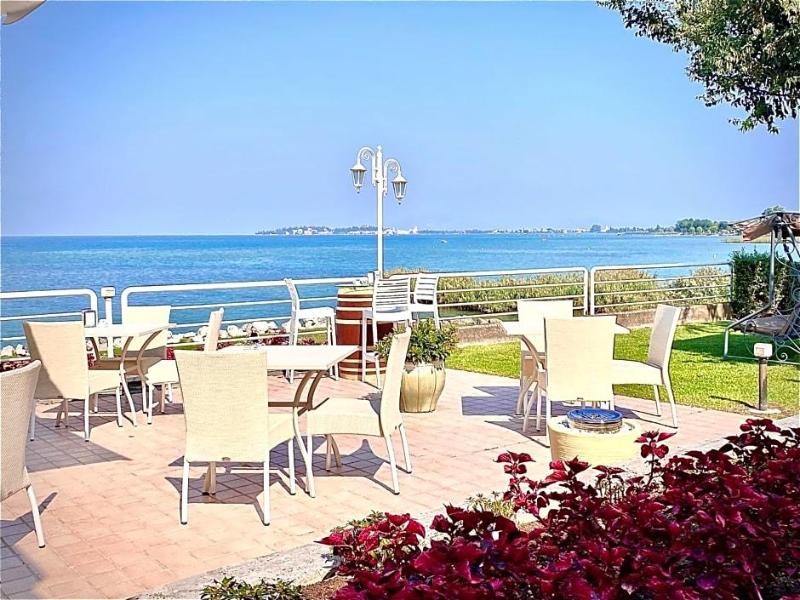 Hotel Aquila D Oro Desenzano image