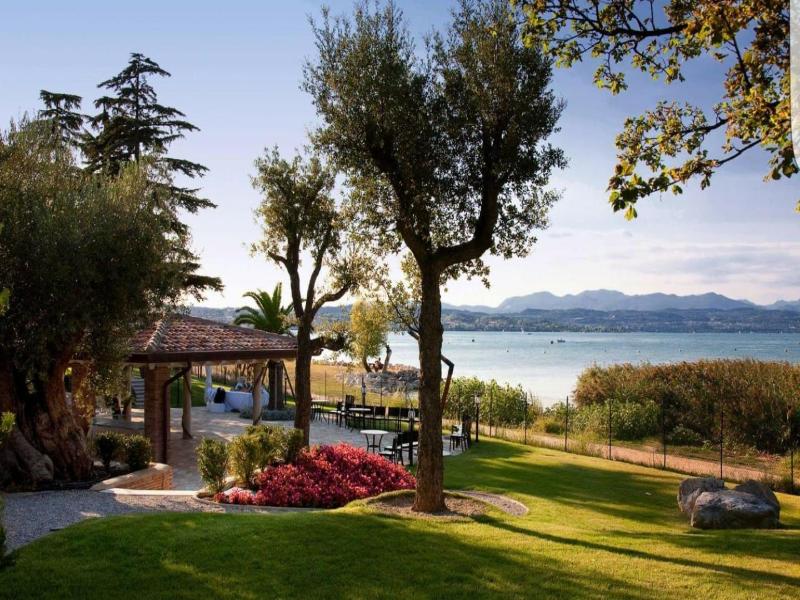 Hotel Aquila D Oro Desenzano image