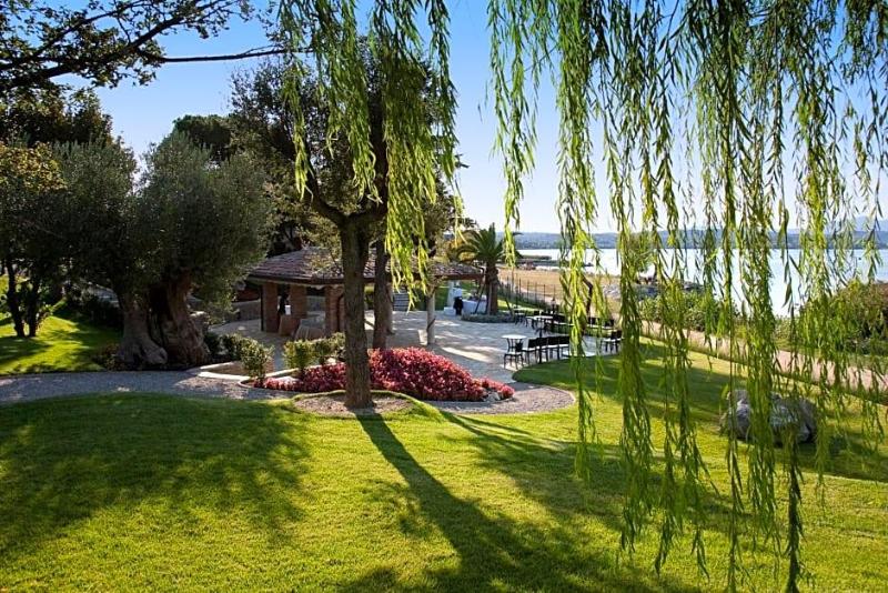 Hotel Aquila D Oro Desenzano image