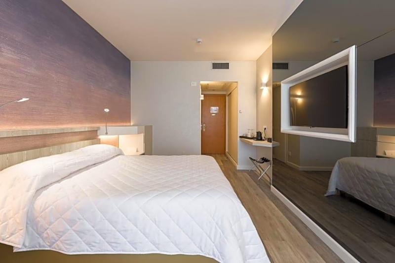 Hotel Aquila D Oro Desenzano image