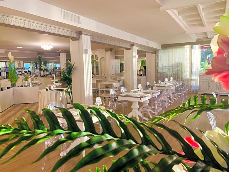 Hotel Aquila D Oro Desenzano image