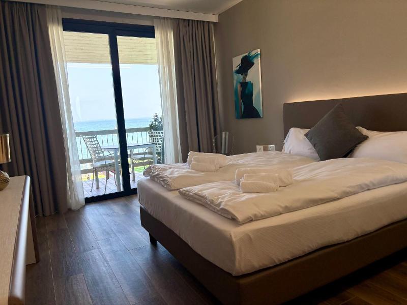 Hotel Aquila D Oro Desenzano image