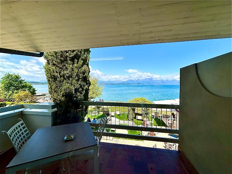Hotel Aquila D Oro Desenzano image