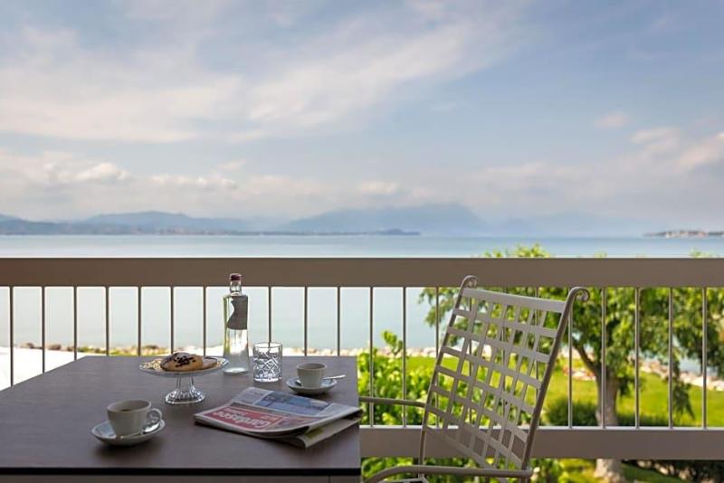 Hotel Aquila D Oro Desenzano image