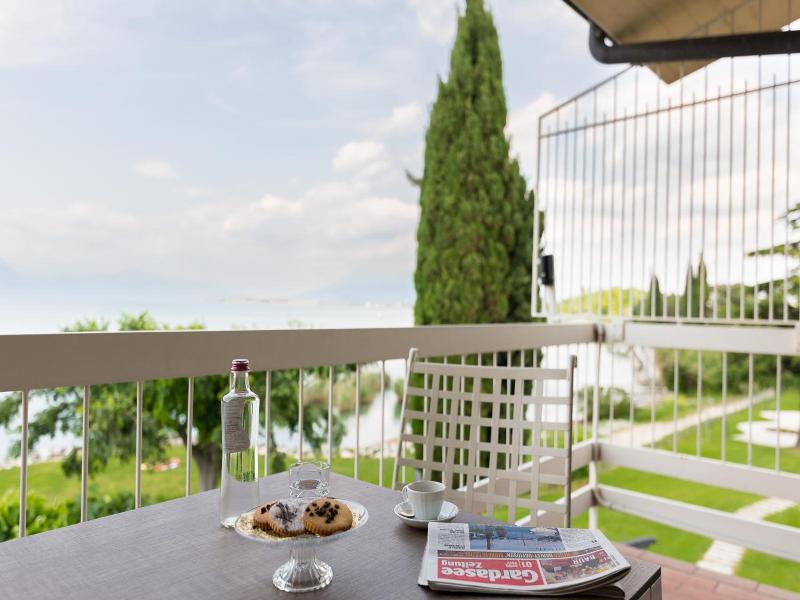 Hotel Aquila D Oro Desenzano image