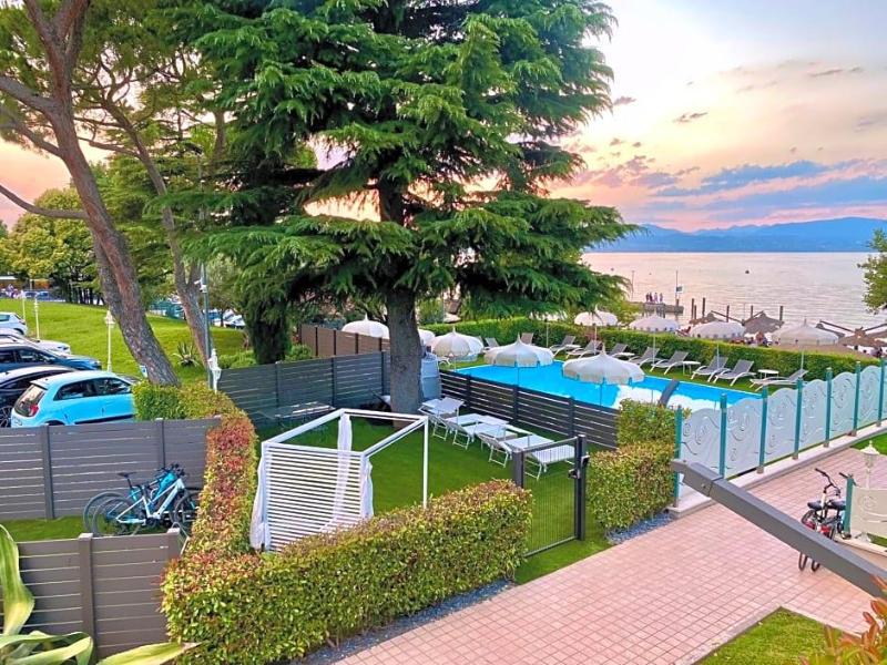 Hotel Aquila D Oro Desenzano image