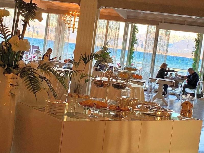 Hotel Aquila D Oro Desenzano image