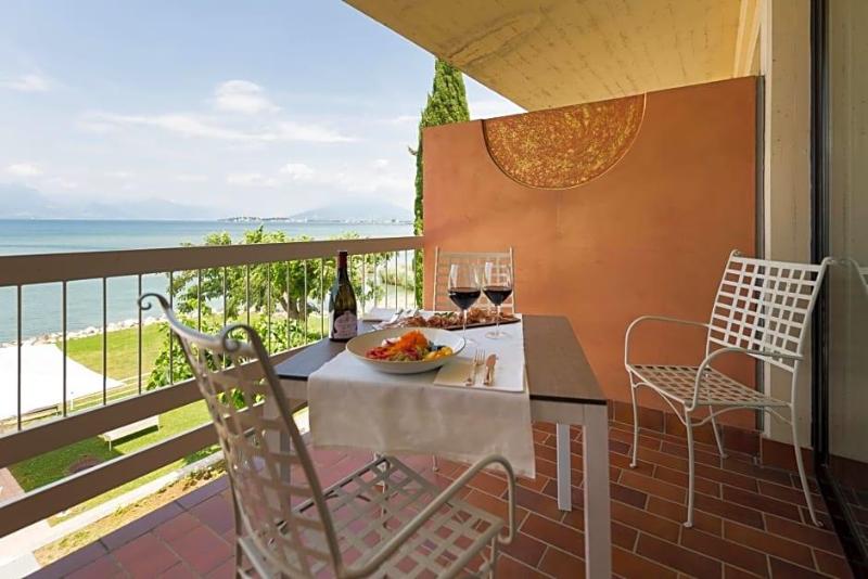 Hotel Aquila D Oro Desenzano image