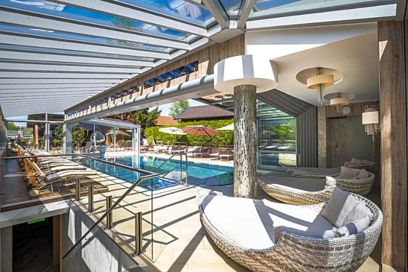 Wellness Landhotel Prinz Wellness Romantik image