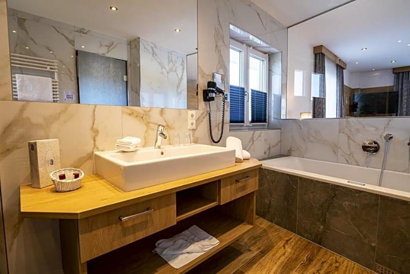 Wellness Landhotel Prinz Wellness Romantik image