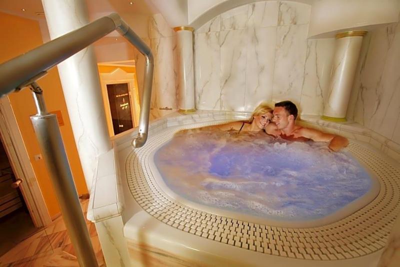 Wellness Landhotel Prinz Wellness Romantik image