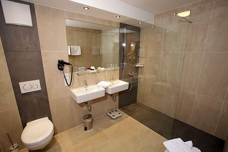 Wellness Landhotel Prinz Wellness Romantik image