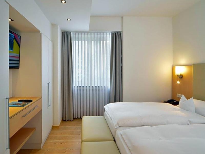 Hotel Ludwig Superior image