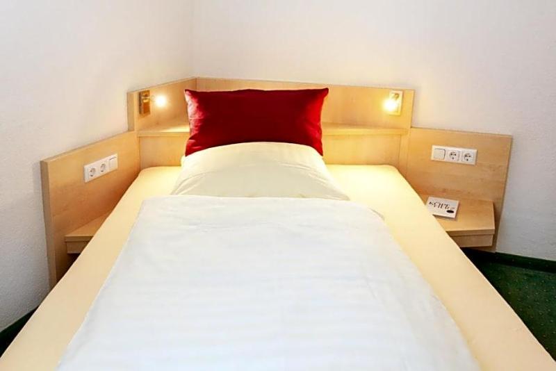 Hotel Waldesruh image