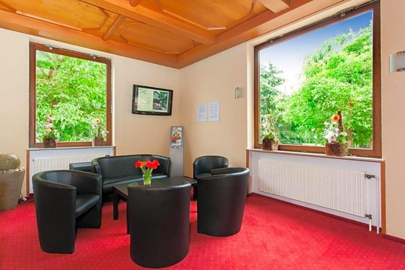 Hotel Waldesruh image