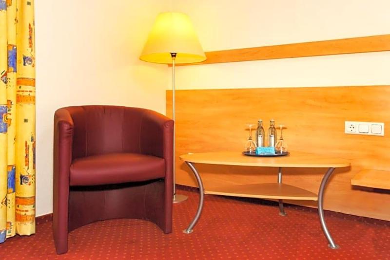 Hotel Waldesruh image