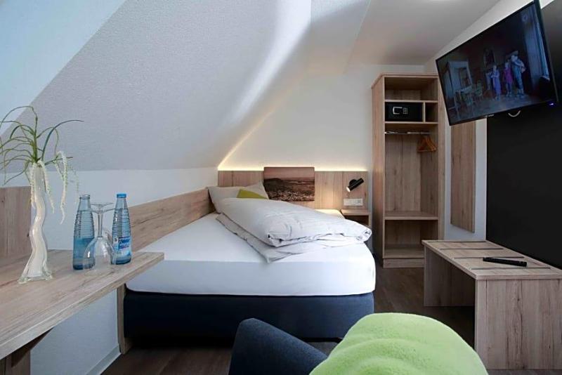 Hotel Landgasthof Linde image