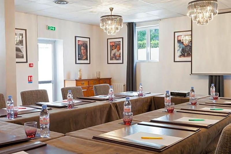 Hotel Acadie Les Ulis image