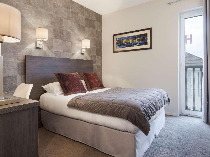 Hotel Acadie Les Ulis image