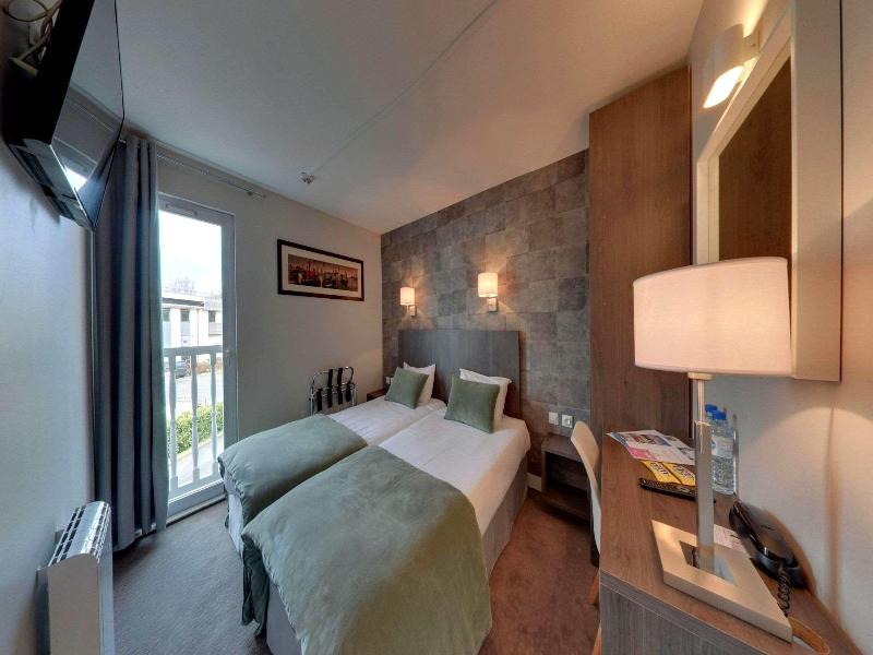 Hotel Acadie Les Ulis image