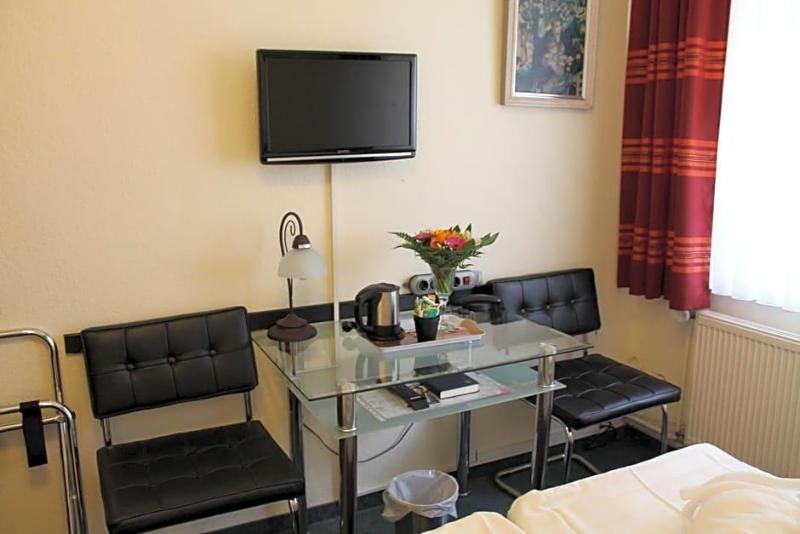 Hotel Mv Ller Kv Ln image