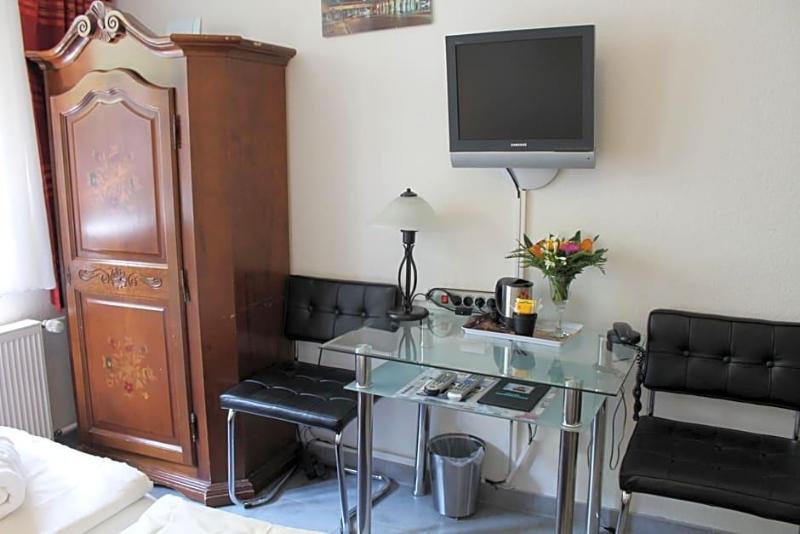Hotel Mv Ller Kv Ln image