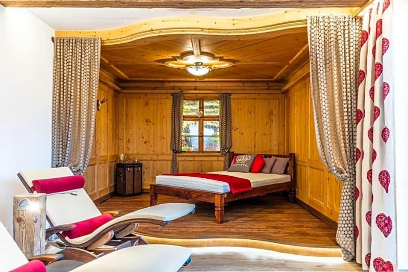 Hotel Restaurant Krone Wellness Schopfheim image