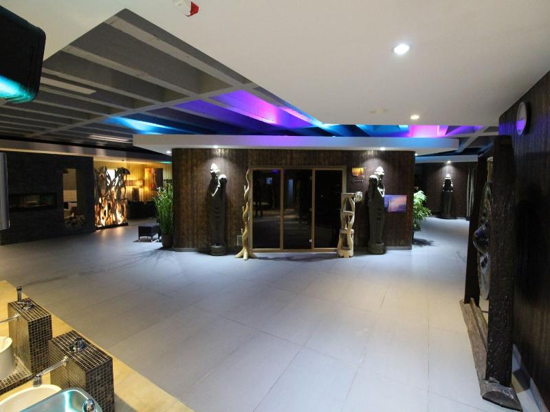 Vitalounge Sports Spa Hotel image