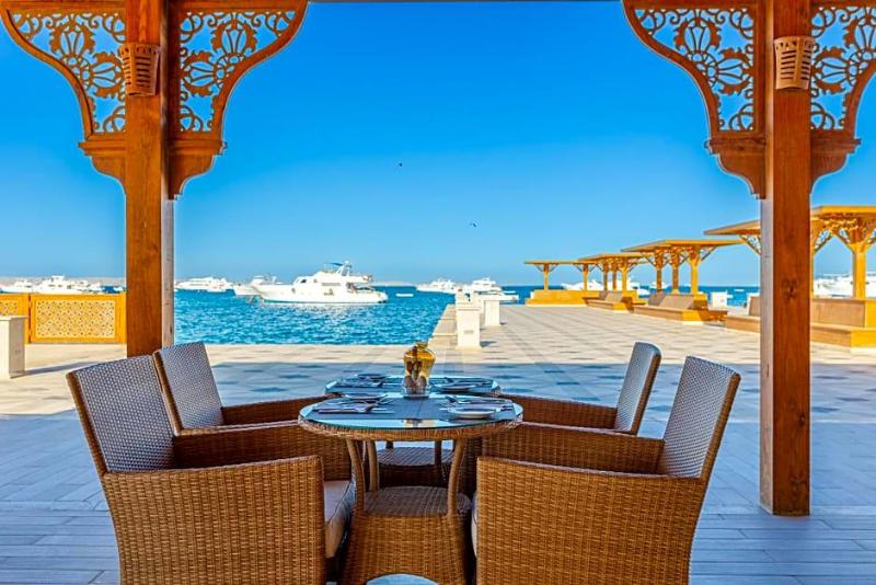 Grand Palace Adults Only 18 Years Plus image