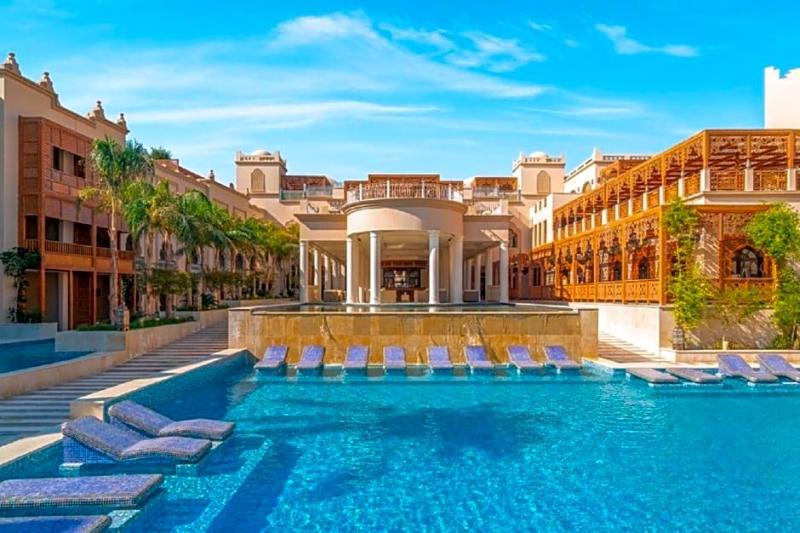 Grand Palace Adults Only 18 Years Plus image
