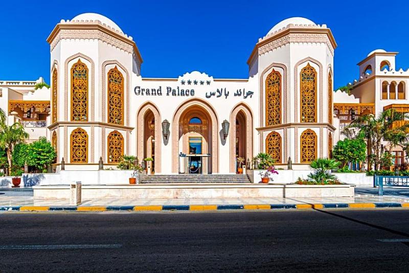 Grand Palace Adults Only 18 Years Plus image
