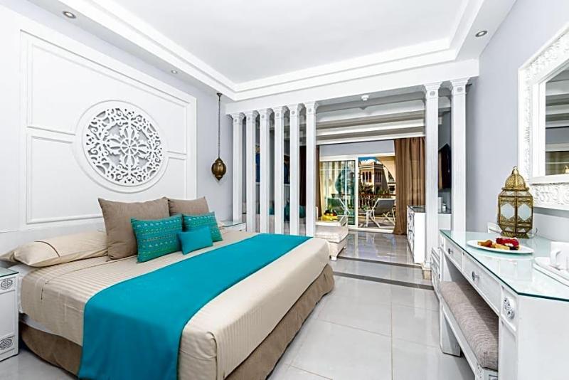 Grand Palace Adults Only 18 Years Plus image