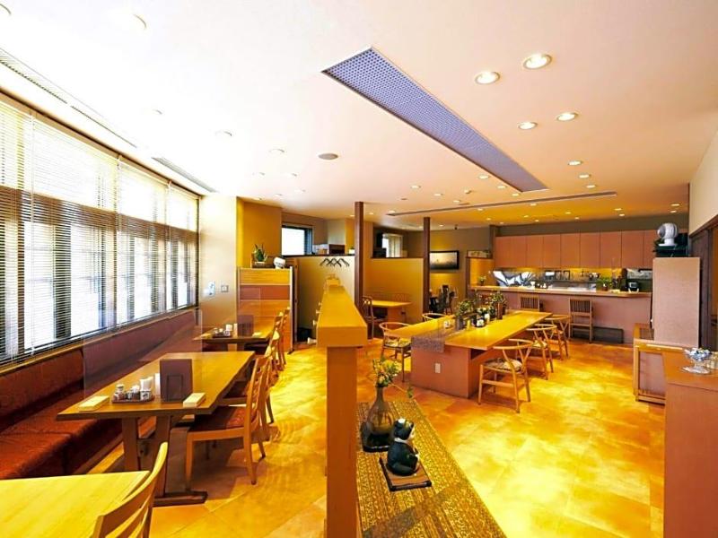 Hotel Courtland image