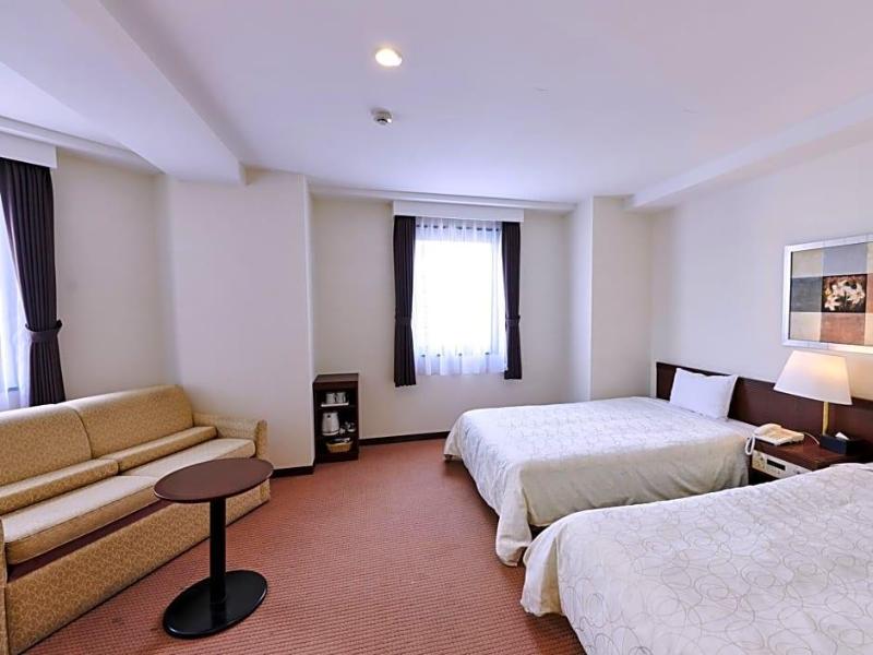 Hotel Courtland image