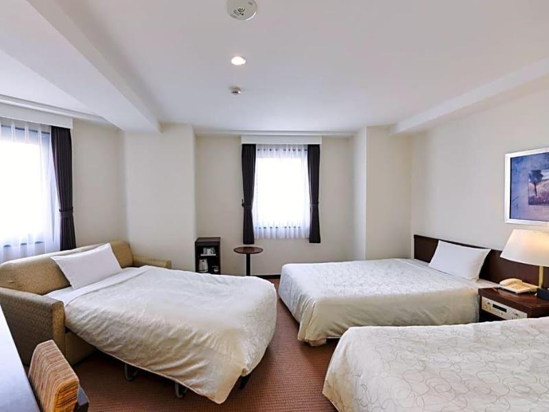 Hotel Courtland image